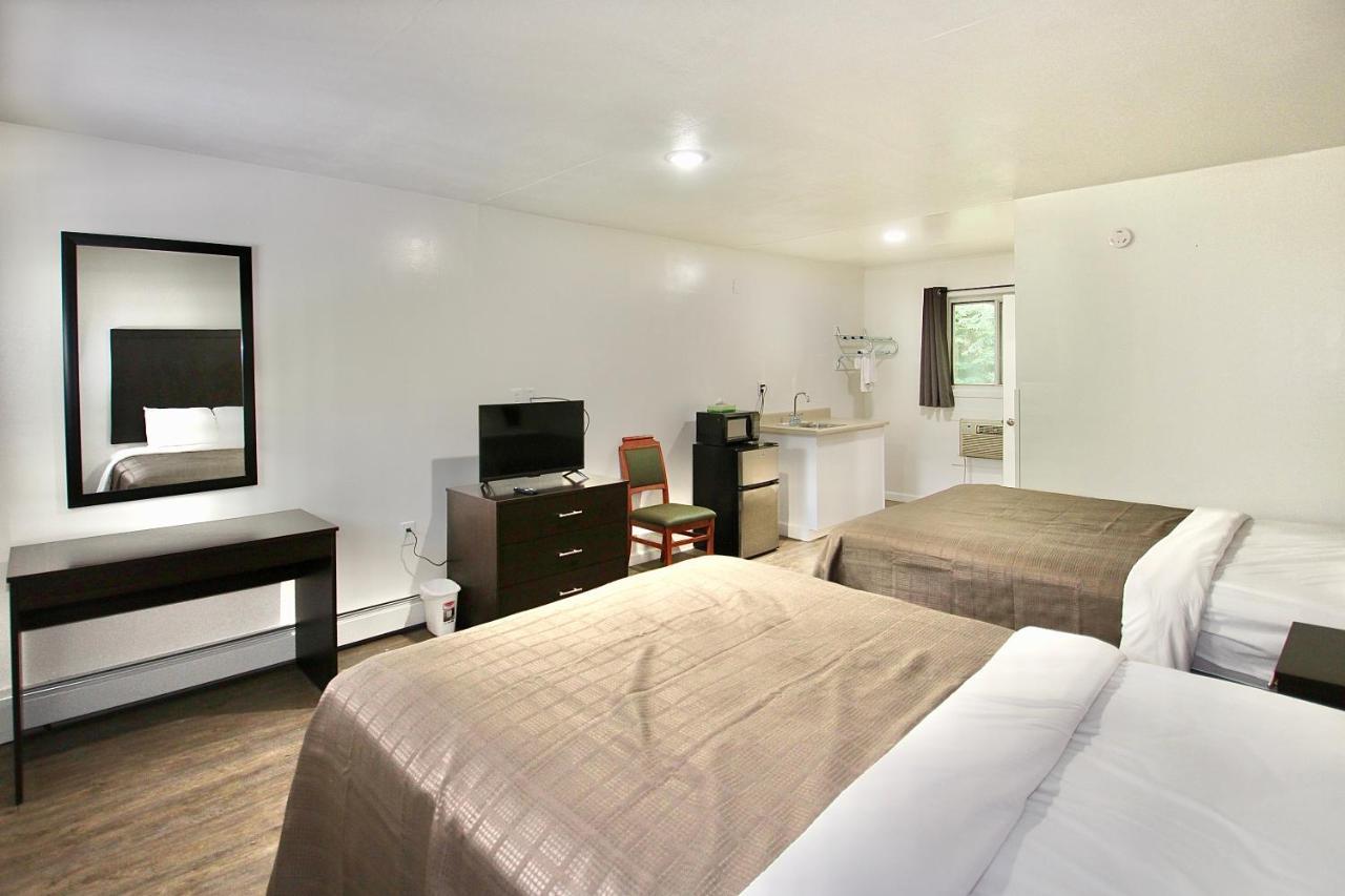 Westbrook George 2* Lake George